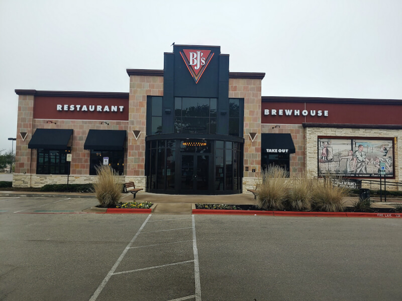 Amazing Food, Pizza, BBQ & AwardWinning Beer Cedar Park, TX 78613